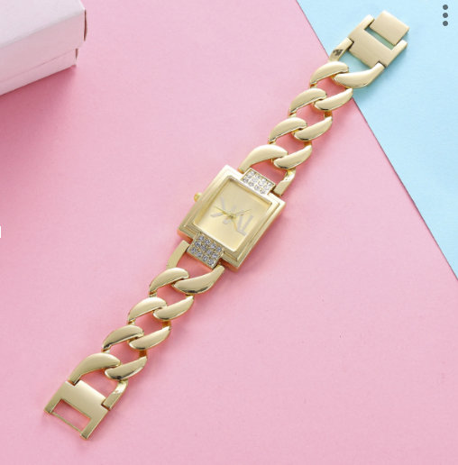 Luxury Quartz Watch for Women Gold